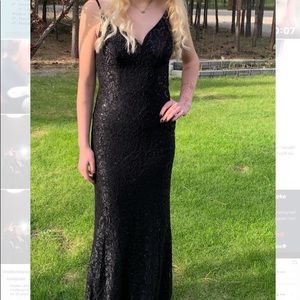 Black sequence prom dress